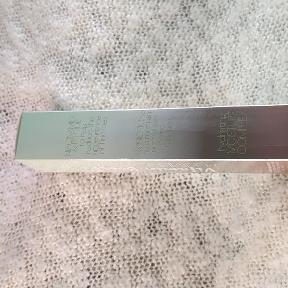 Ciaté LONDON Vitamin Boost Plumping Primer, 30ml/1.01fl oz - Picture 5 of 9